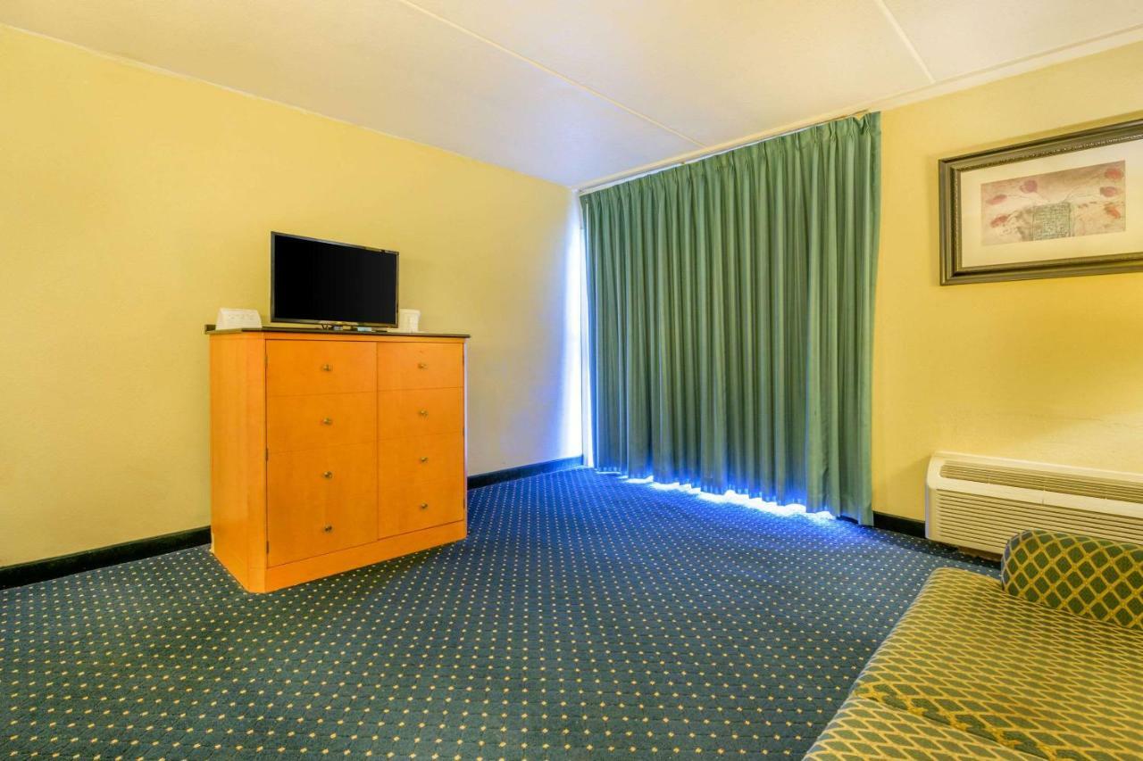 Aire Hotel Lebanon Hershey Esterno foto