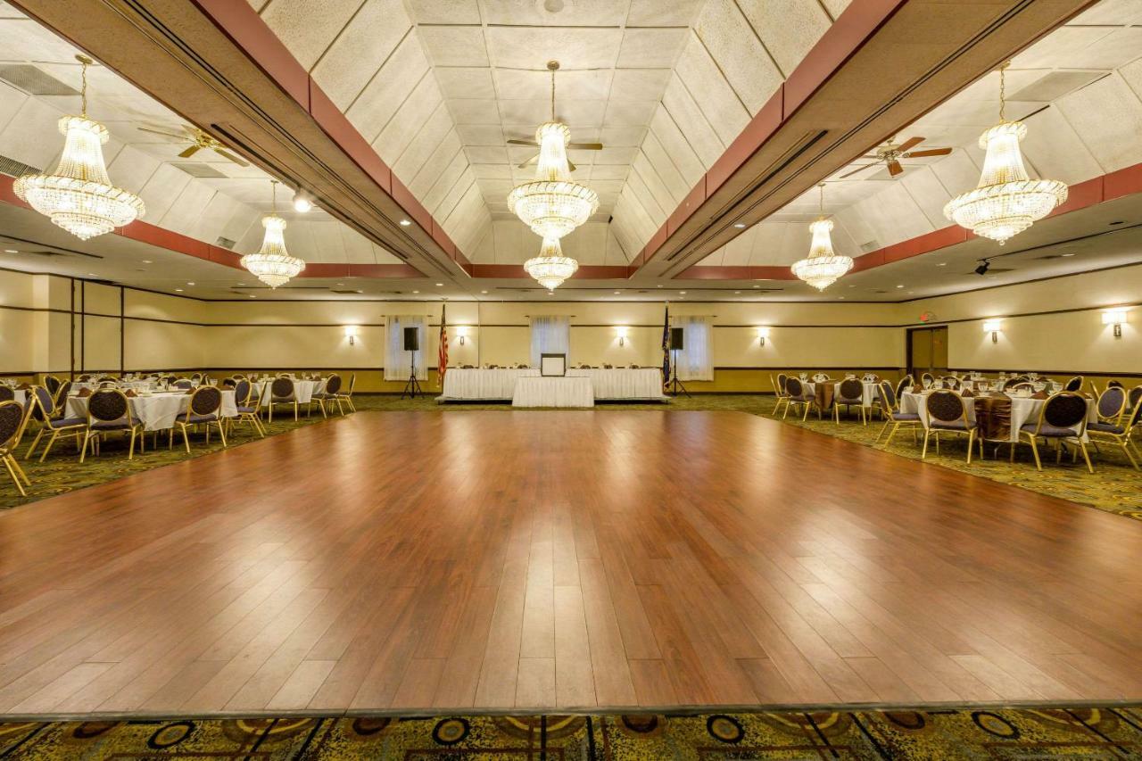 Aire Hotel Lebanon Hershey Esterno foto