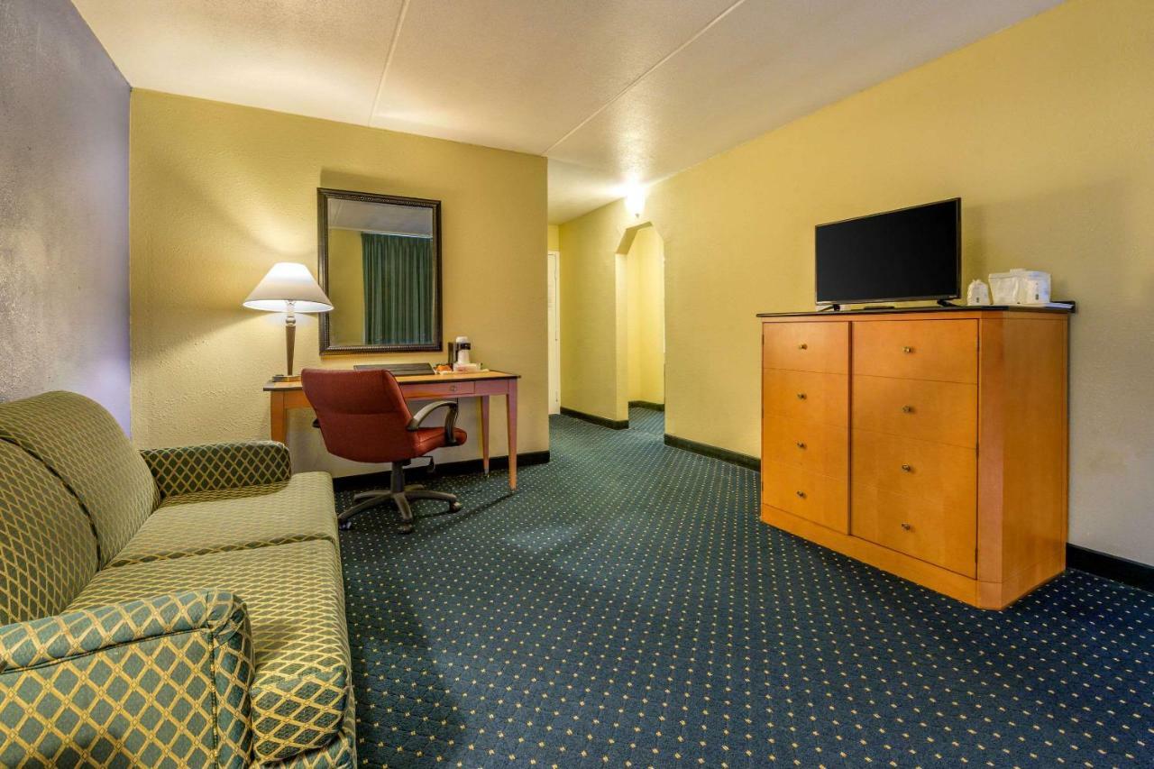Aire Hotel Lebanon Hershey Esterno foto
