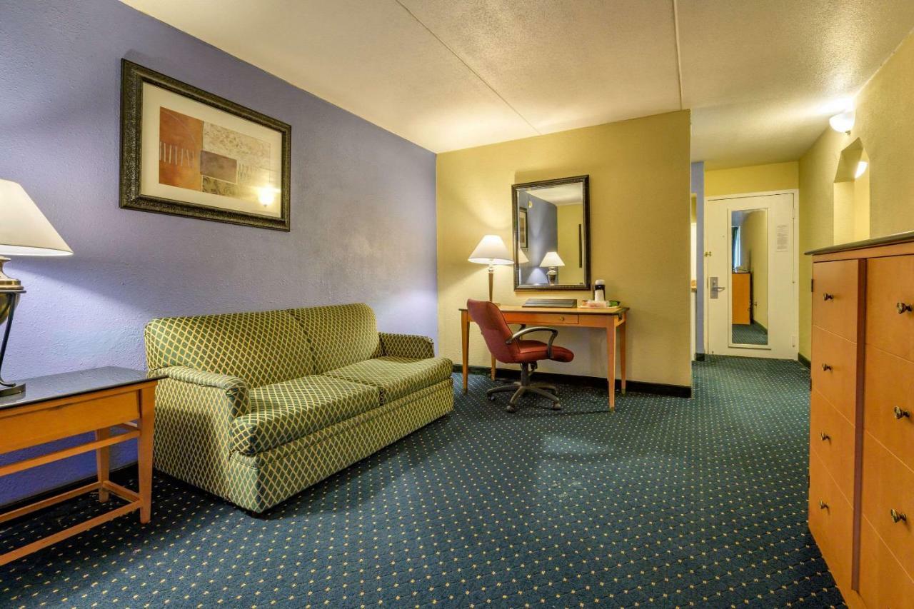 Aire Hotel Lebanon Hershey Esterno foto